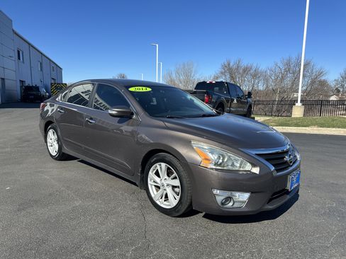 Used 2014 Nissan Altima 2.5 SL w/ Technology Package image 1