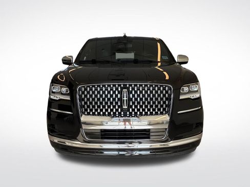 Certified 2022 Lincoln Navigator Black Label AWD/4WD image 5