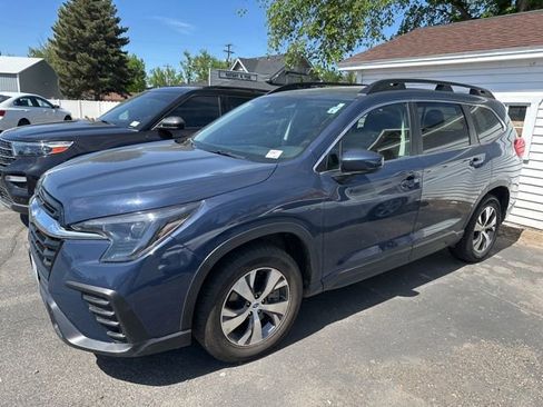 Used 2024 Subaru Ascent Premium AWD/4WD image 1