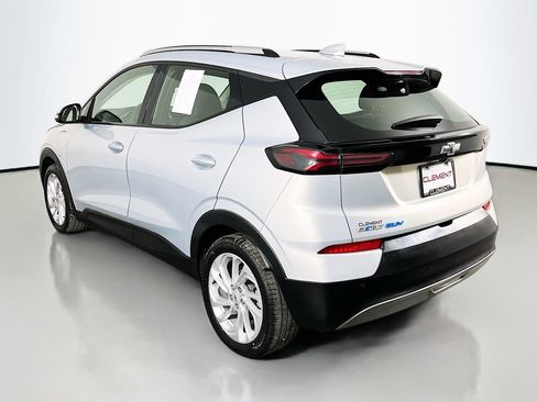 Used 2023 Chevrolet Bolt EUV LT w/ Driver Confidence Package FWD image 9