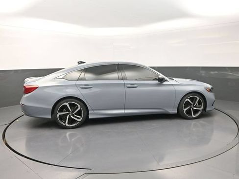 Used 2022 Honda Accord Sport image 10