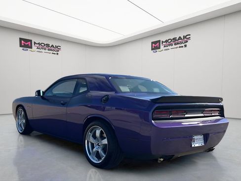 Used 2014 Dodge Challenger R/T image 7