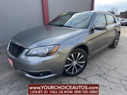 Used 2013 Chrysler 200 Touring w/ S Exterior Appearance Pkg