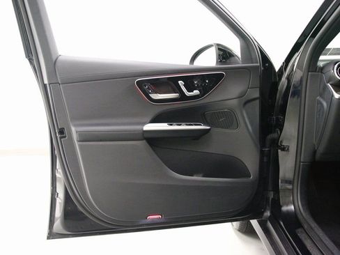 Certified 2025 Mercedes-Benz GLC 300 GLC 300 image 18