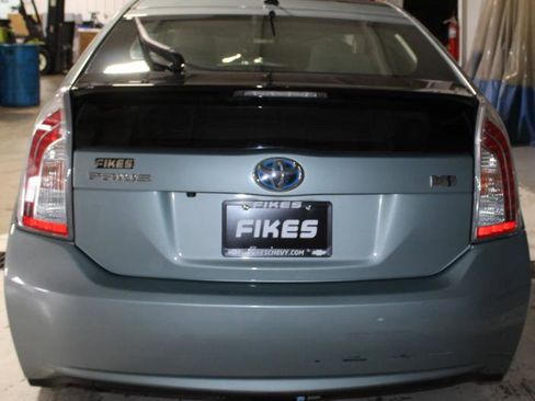 Used 2014 Toyota Prius Three image 25