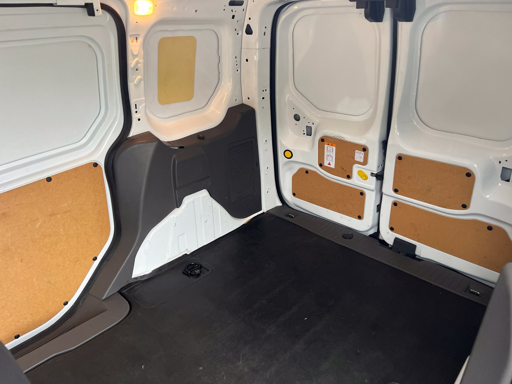 Used 2019 Ford Transit Connect XL FWD image 27