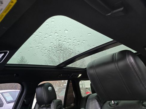 Used 2016 Land Rover Range Rover Supercharged image 19