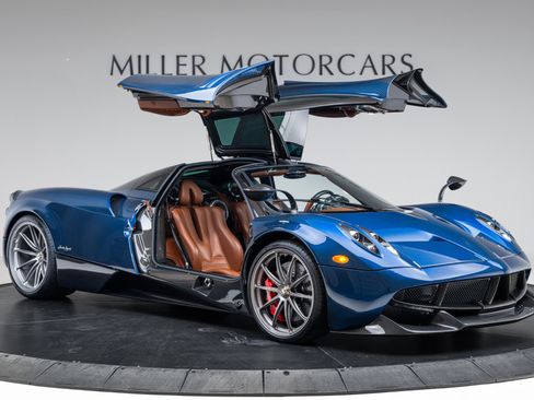 Used 2014 Pagani Huayra image 10