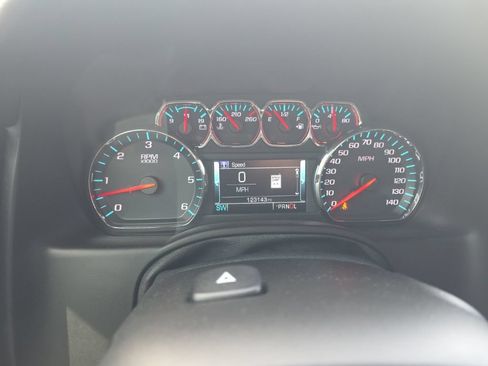Used 2019 Chevrolet Tahoe Premier AWD/4WD image 17