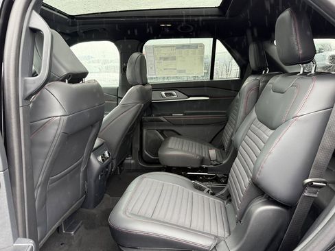 New 2026 Ford Explorer ST-Line w/ ST-Line Street Pack image 39