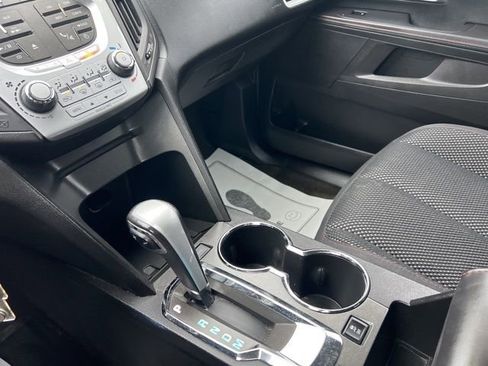 Used 2011 Chevrolet Equinox LT w/ Driver Convenience Package image 39