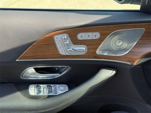 Certified 2025 Mercedes-Benz GLE 350 4MATIC image 17