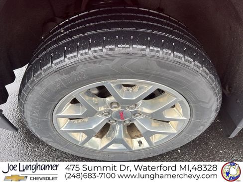 Used 2017 GMC Sierra 1500 SLT w/ SLT Premium Package AWD/4WD image 10