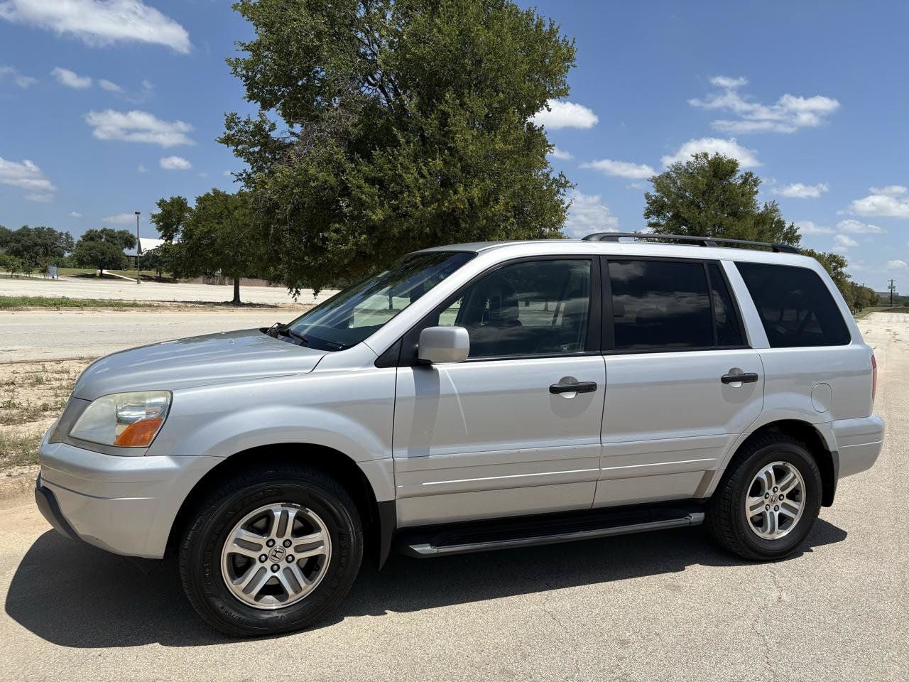 Used 2004 Honda Pilot EX image 4