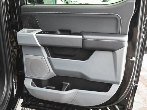 Used 2025 Ford F150 Lightning Flash image 11