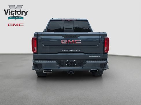 Used 2021 GMC Sierra 1500 Denali w/ Denali Ultimate Package AWD/4WD image 15