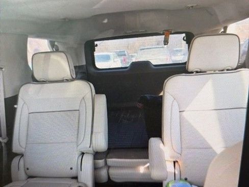 Used 2024 GMC Yukon Denali AWD/4WD image 5