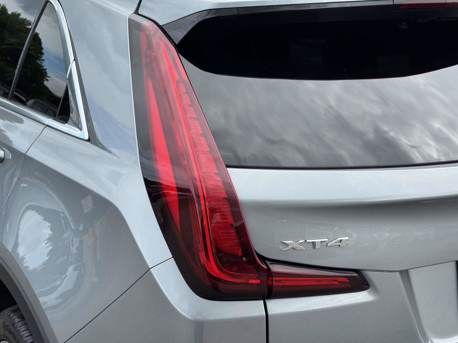 Certified 2023 Cadillac XT4 Premium Luxury w/ Cold Weather Package AWD/4WD image 10