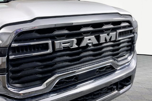 Used 2026 RAM 2500 Big Horn AWD/4WD image 28