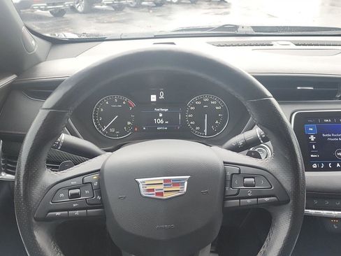 Used 2019 Cadillac XT4 Sport w/ Cold Weather Package image 17