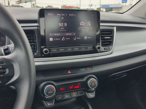 Used 2023 Kia Rio S w/ Technology Package image 22