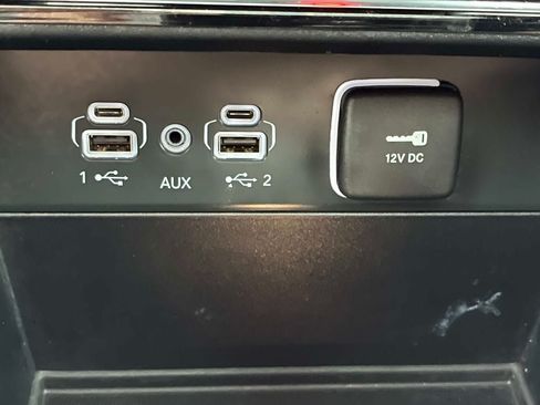 Certified 2025 Jeep Grand Cherokee Limited AWD/4WD image 30