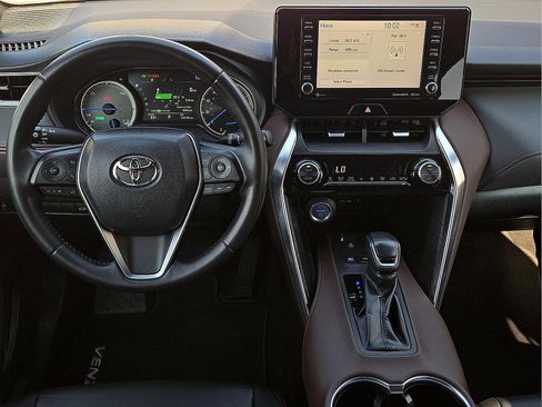 Used 2021 Toyota Venza XLE AWD/4WD image 11