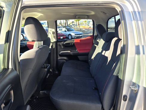 Used 2019 Toyota Tacoma SR5 image 18