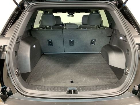 Used 2025 Chevrolet Equinox LT image 13