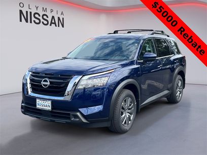 New 2025 Nissan Pathfinder SV w/ SV Premium Package