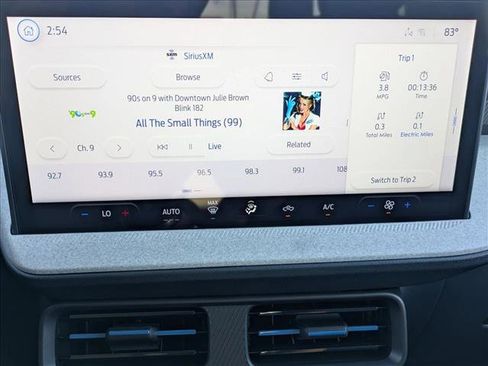 New 2025 Ford Maverick XLT image 14