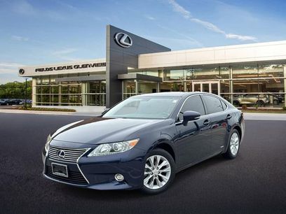 Used 2015 Lexus ES 300h w/ Navigation System Package