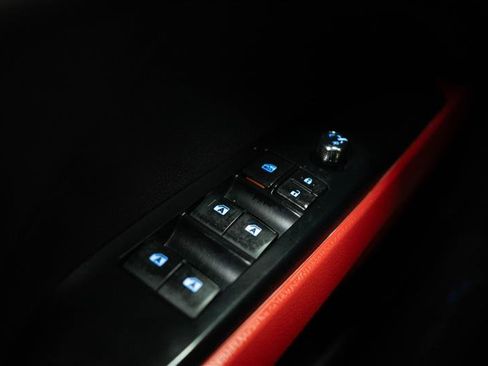 Used 2019 Toyota Camry XSE image 28