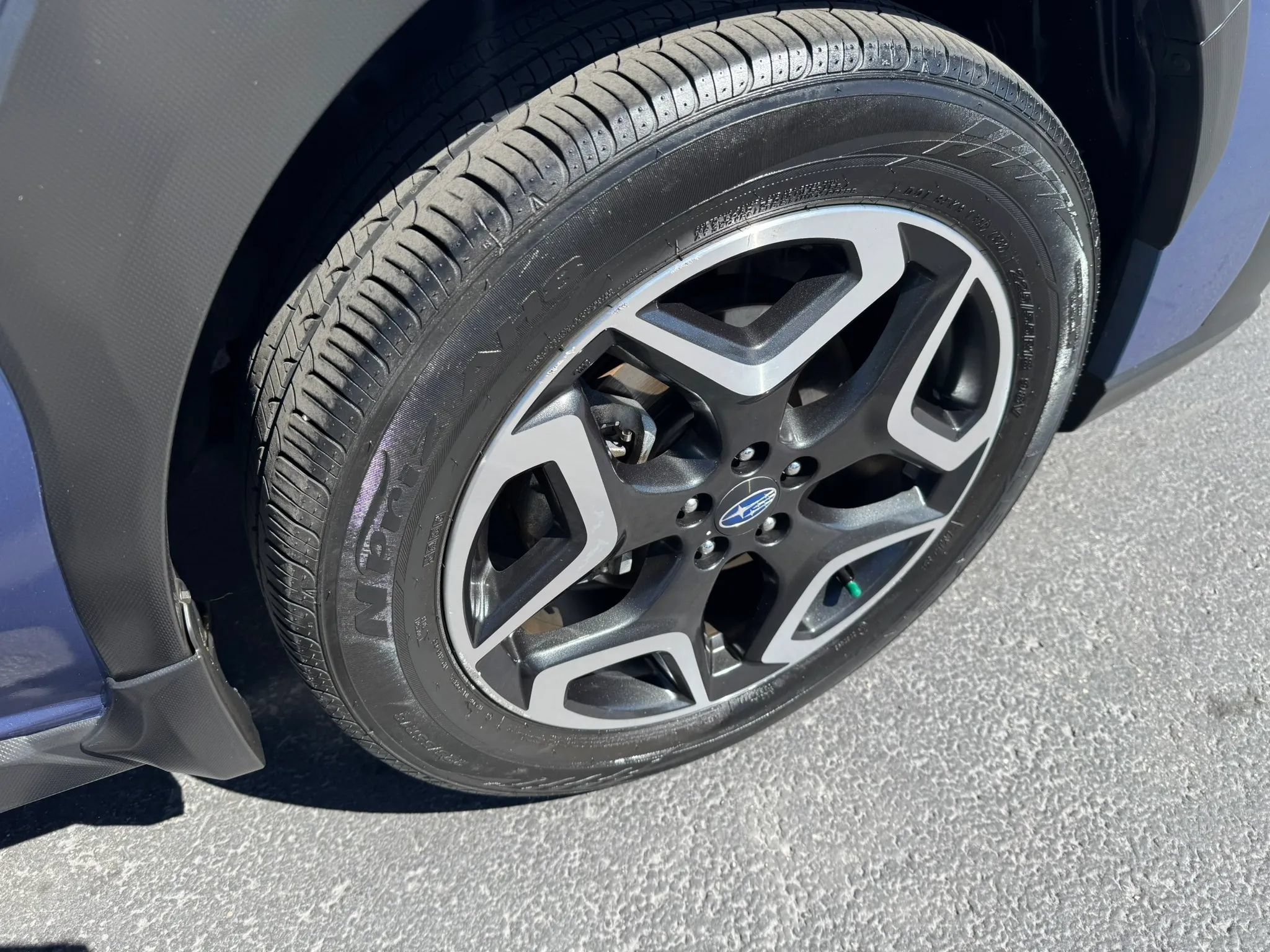 Used 2019 Subaru Crosstrek 2.0i Limited w/ Moonroof Package w/Navigation AWD/4WD image 16