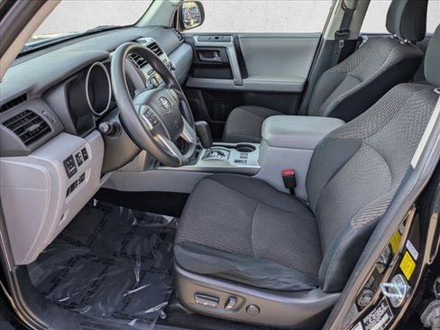 Used 2011 Toyota 4Runner SR5 w/ Convenience Pkg AWD/4WD image 16