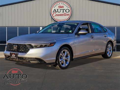 Used 2024 Honda Accord LX image 3