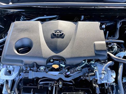 Certified 2023 Toyota Camry SE FWD image 32