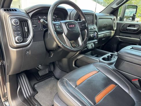 Used 2022 GMC Sierra 2500 AT4 w/ Snow Plow Prep/Camper Package AWD/4WD image 13