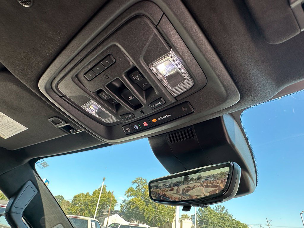 Used 2024 GMC Sierra 2500 Denali Ultimate AWD/4WD image 26