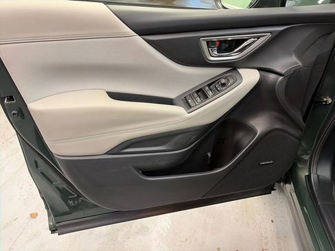 Used 2024 Subaru Forester Premium image 15