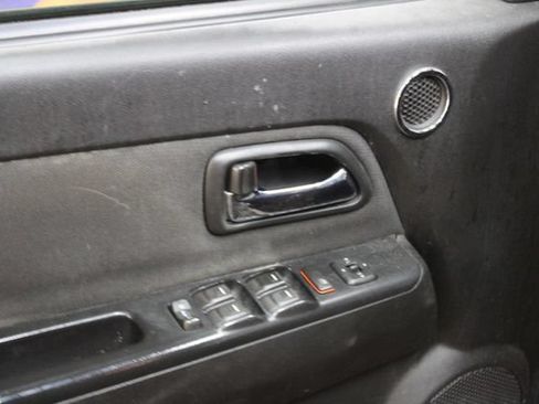 Used 2010 GMC Canyon SLT AWD/4WD image 13