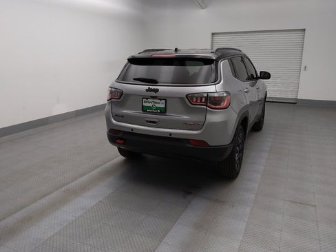 Used 2019 Jeep Compass Trailhawk AWD/4WD image 7