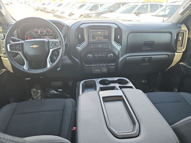 Used 2022 Chevrolet Silverado 1500 Custom w/ Safety Confidence Package AWD/4WD image 17