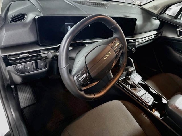 Certified 2026 Kia Sportage LX AWD/4WD image 9