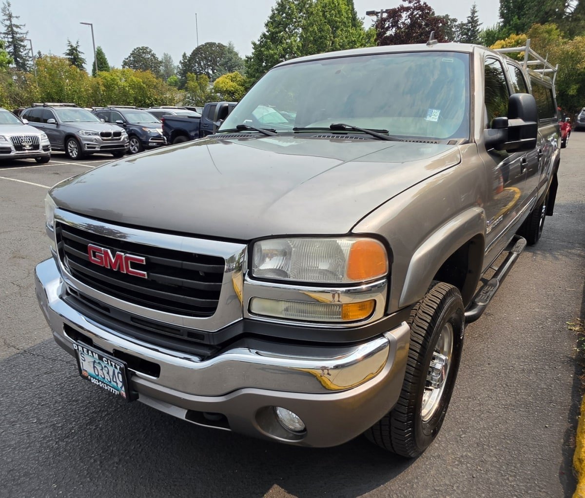 Used 2007 GMC Sierra 2500 SLT w/ Heavy-Duty Power Package AWD/4WD image 4