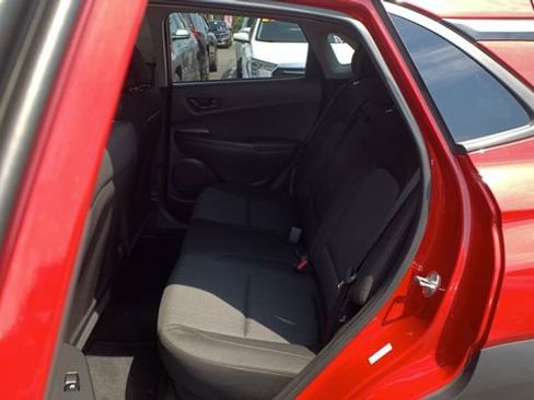 Used 2022 Hyundai Kona SEL w/ Cargo Package AWD/4WD image 18