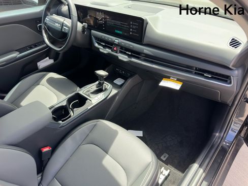 New 2026 Kia K4 EX FWD image 28