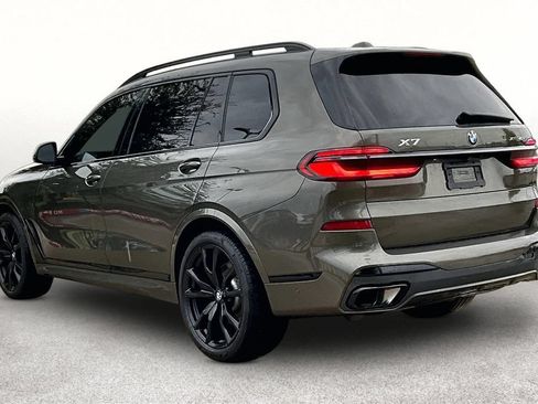 Used 2024 BMW X7 xDrive40i w/ M Sport Package AWD/4WD image 15