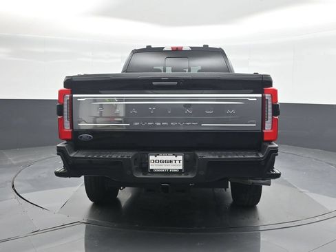 Used 2024 Ford F250 Platinum AWD/4WD image 17