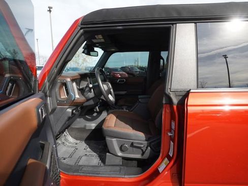 Used 2023 Ford Bronco Outer Banks image 11
